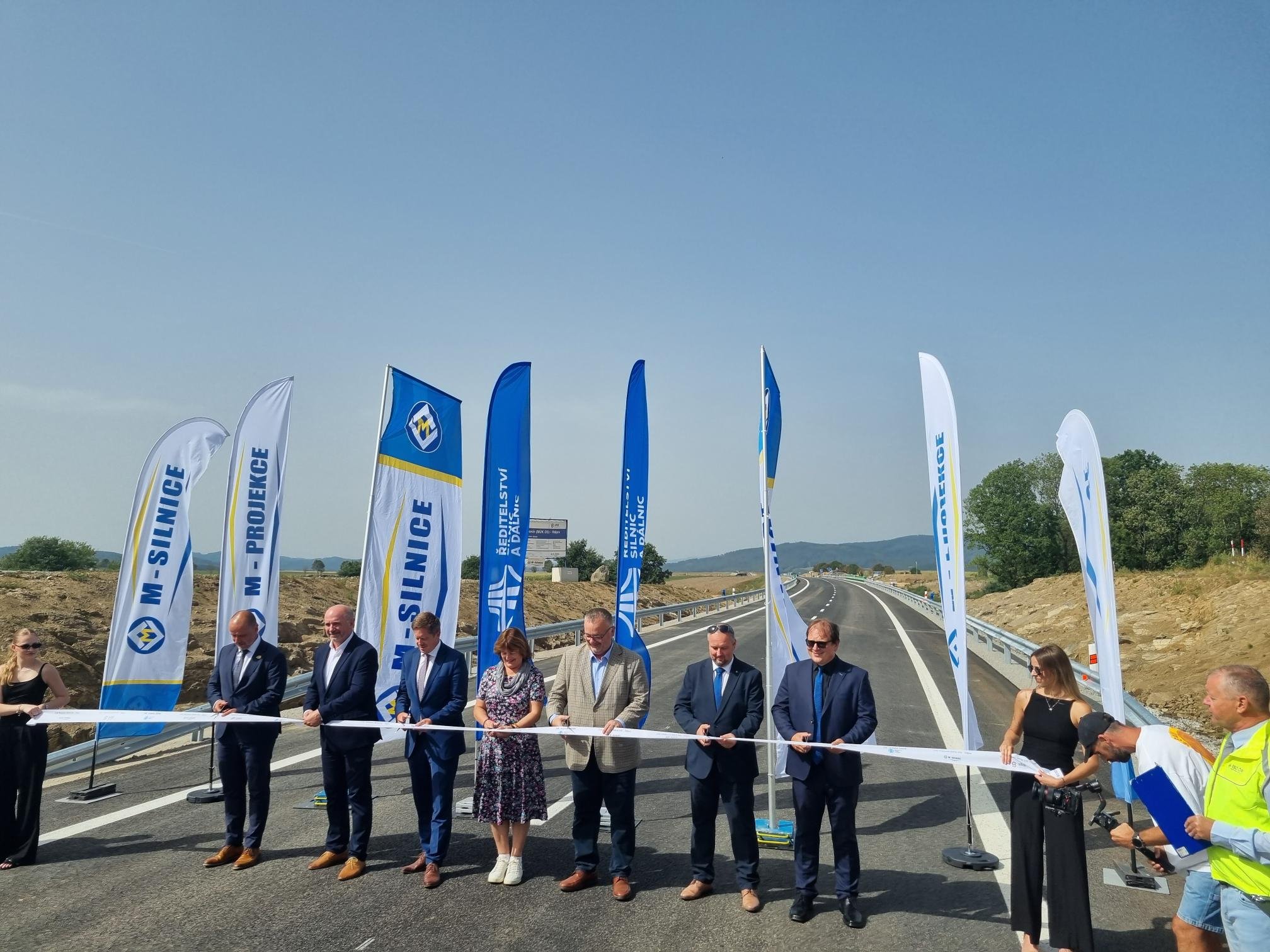       
          Jeden týden, dvě významné stavby s rukopisem M–PROJEKCE
      